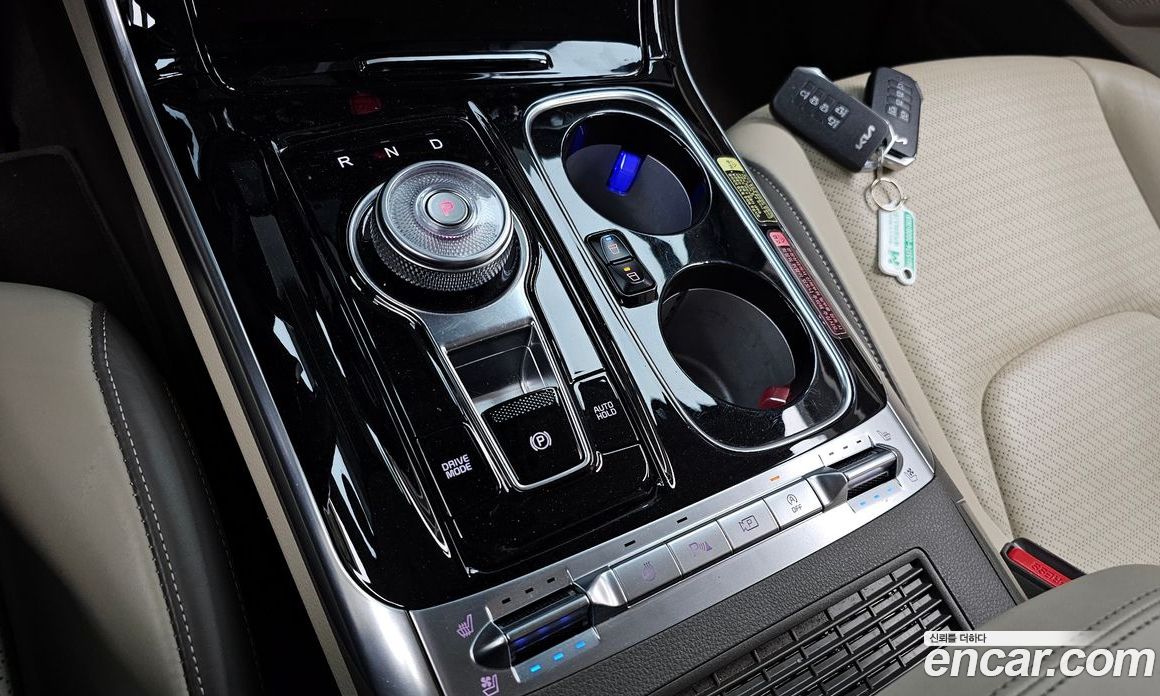 Kia Carnival 4th Gen фото 9