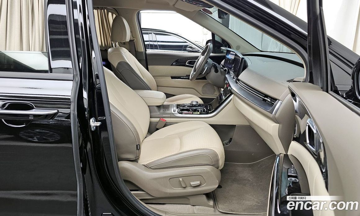 Kia Carnival 4th Gen фото 11