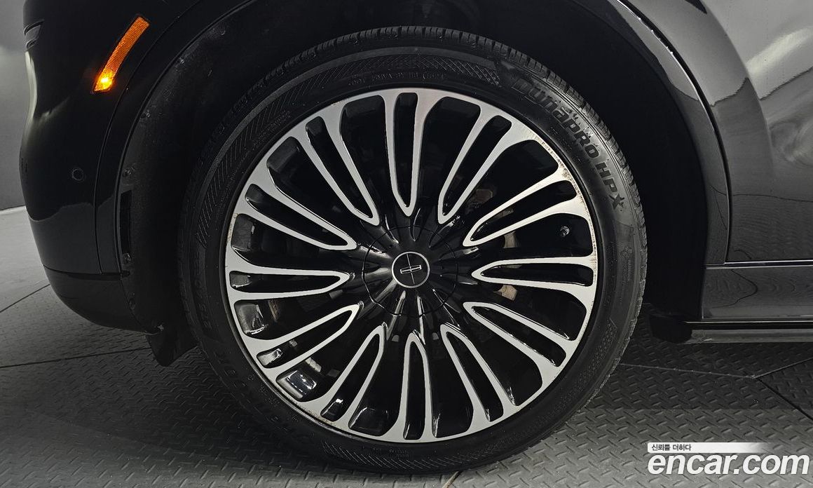 Lincoln Aviator 2nd Gen фото 5