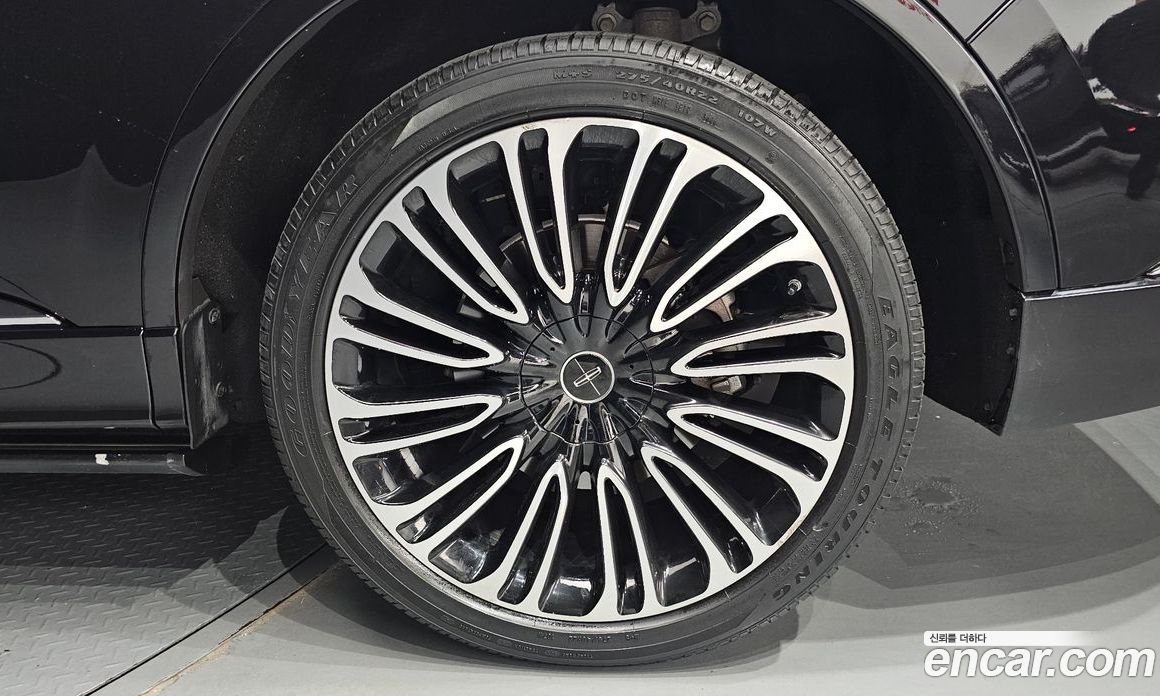 Lincoln Aviator 2nd Gen фото 21