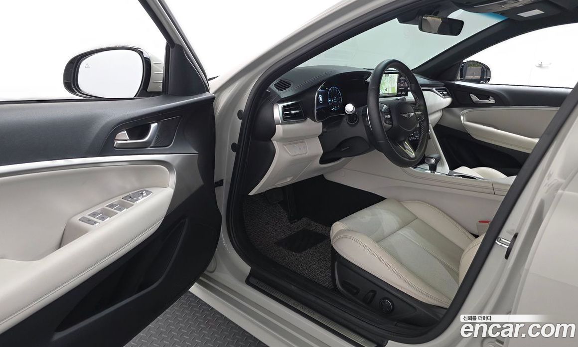 Genesis G70 Shooting Brake фото 10