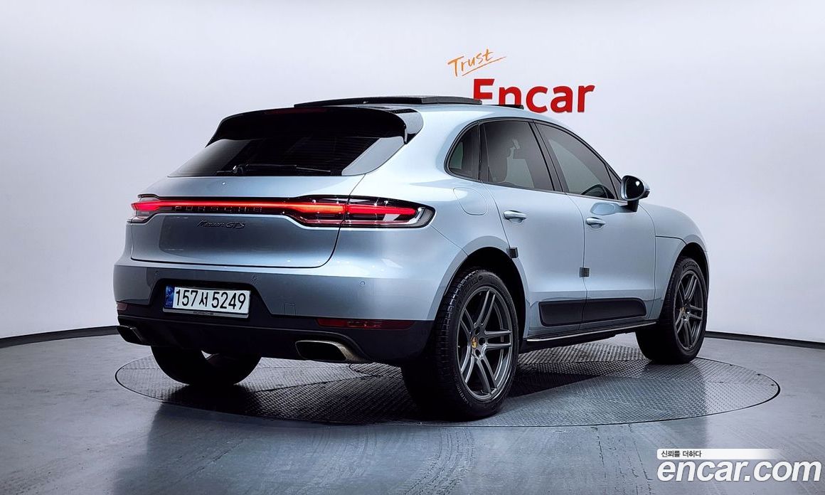 Porsche Macan фото 2