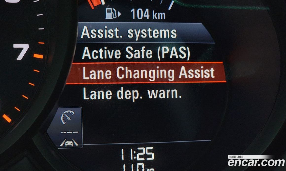 Porsche Macan фото 15