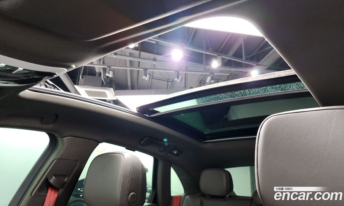 Porsche Macan фото 19