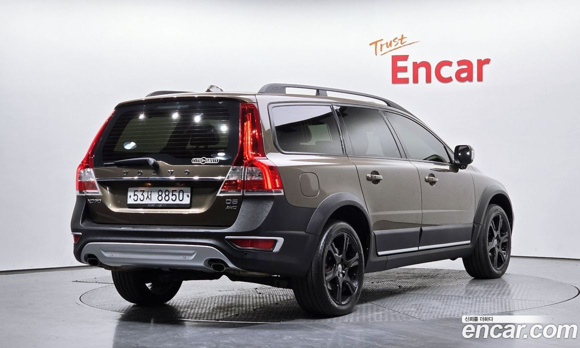 Volvo XC70 фото 2