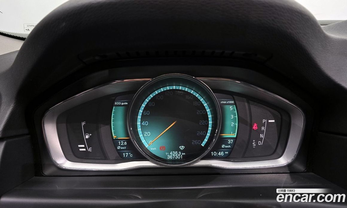 Volvo XC70 фото 8