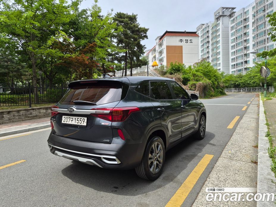 Kia Seltos фото 6