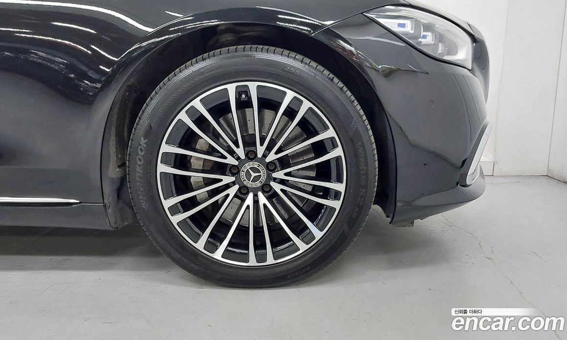 Mercedes-Benz S-Class W223 фото 5