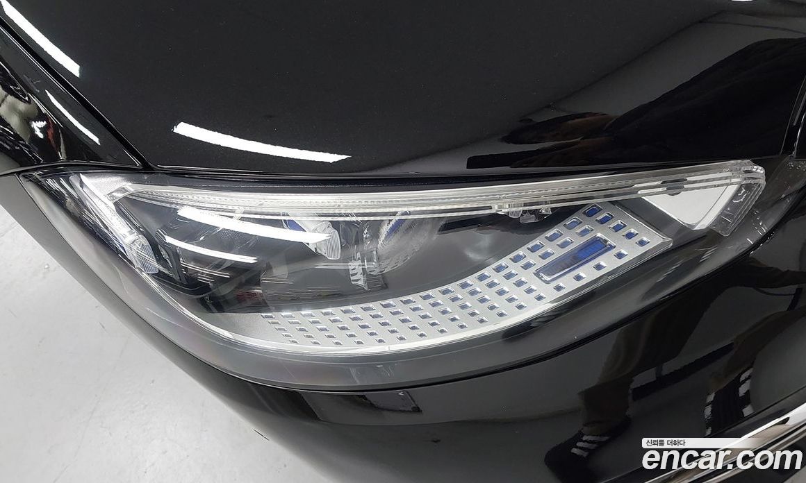 Mercedes-Benz S-Class W223 фото 11