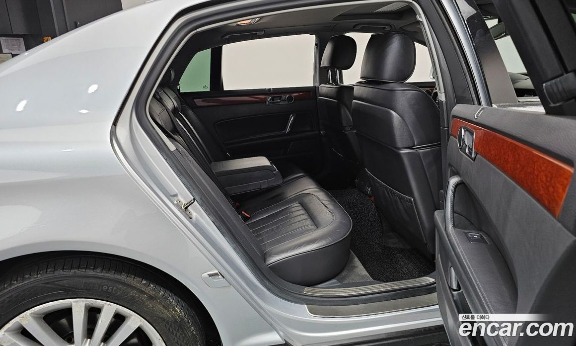 Volkswagen Phaeton фото 11