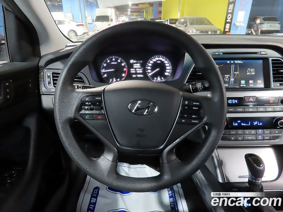 Hyundai Sonata (LF) фото 11