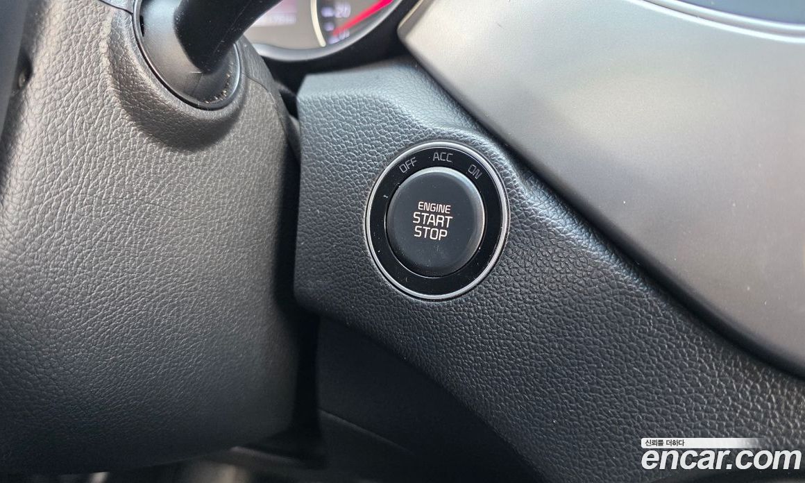 Kia Carens 3rd Gen фото 30