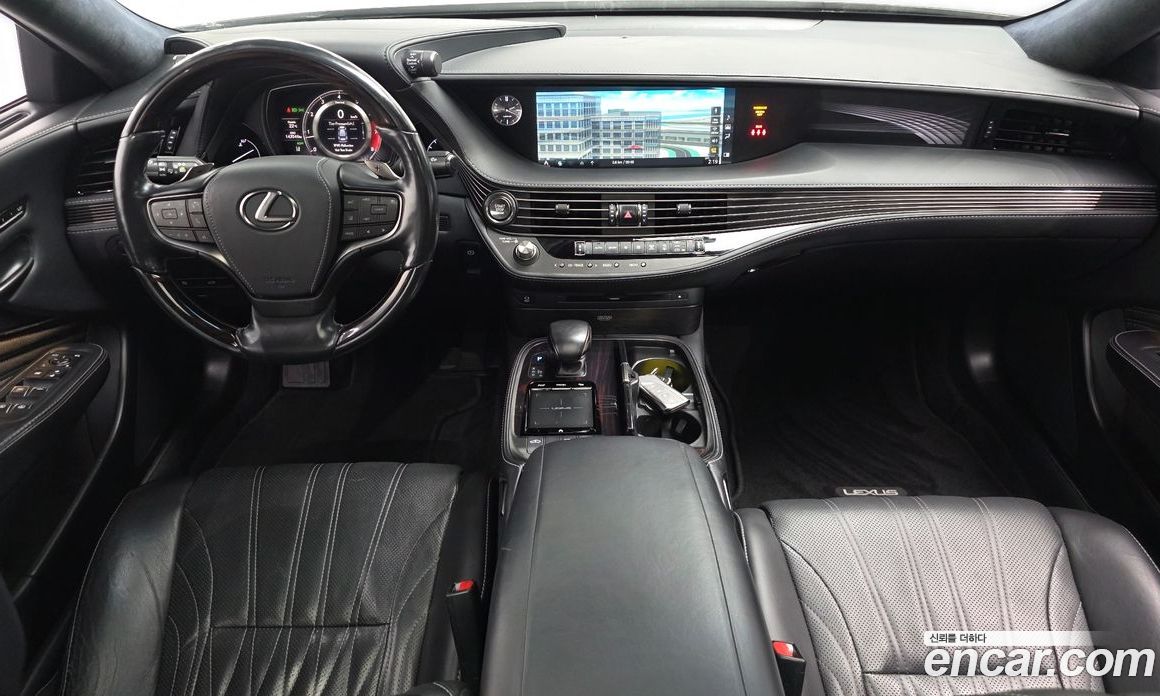 Lexus LS500 5th Gen фото 7