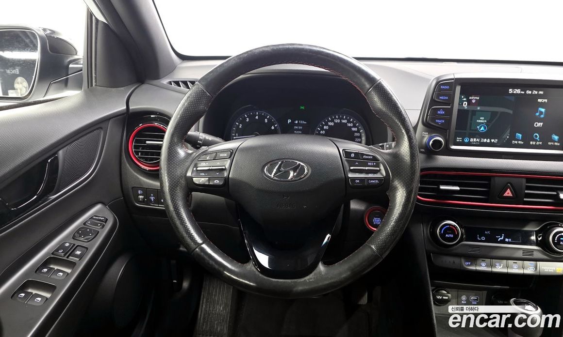 Hyundai Kona фото 12