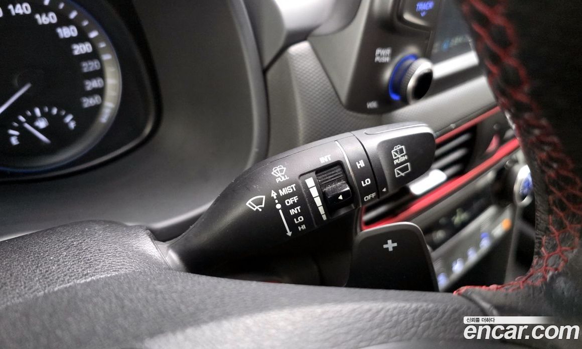 Hyundai Kona фото 30