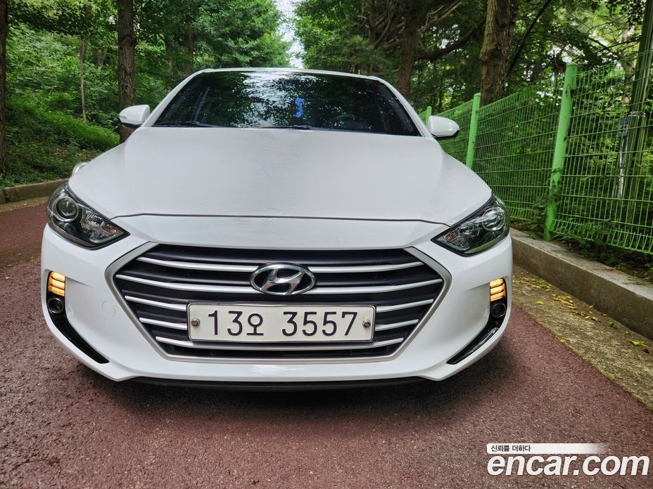Hyundai Avante (AD) 6th Gen фото 3
