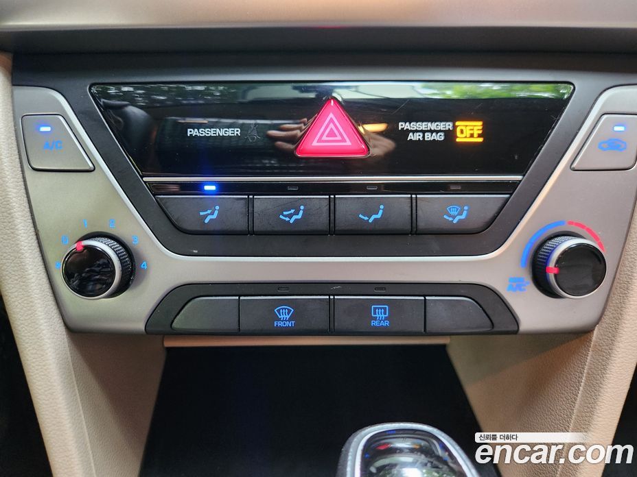 Hyundai Avante (AD) 6th Gen фото 14