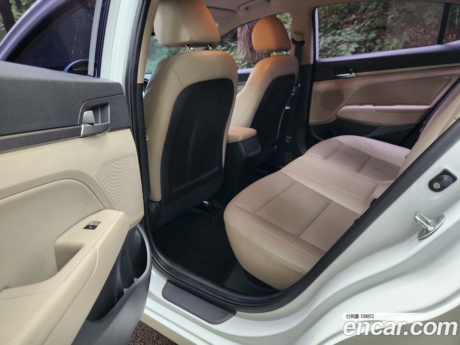 Hyundai Avante (AD) 6th Gen фото 16