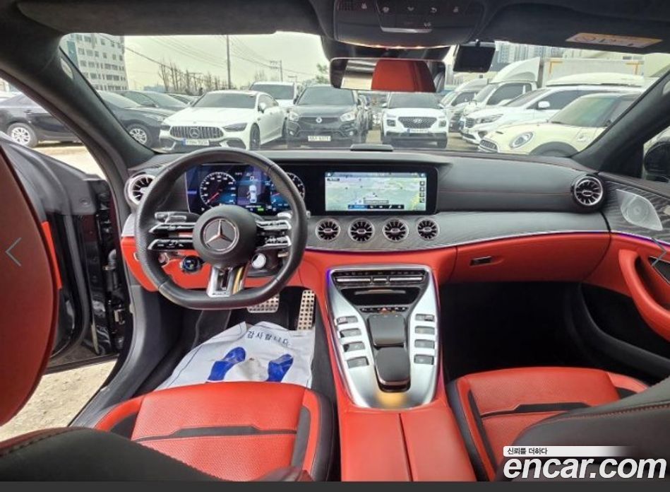Mercedes-Benz AMG GT фото 6