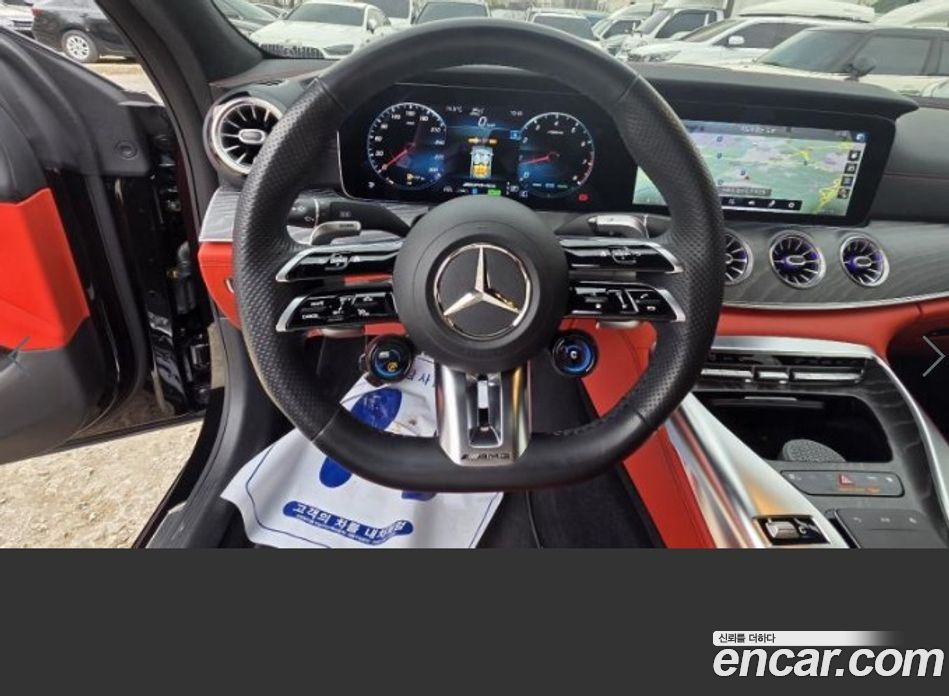 Mercedes-Benz AMG GT фото 7