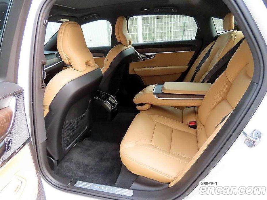 Volvo S90 фото 6