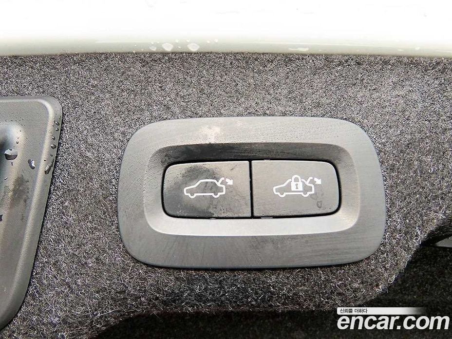 Volvo S90 фото 17
