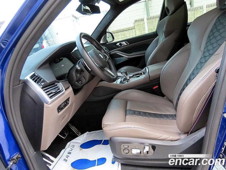 BMW X5M (G05) фото 5