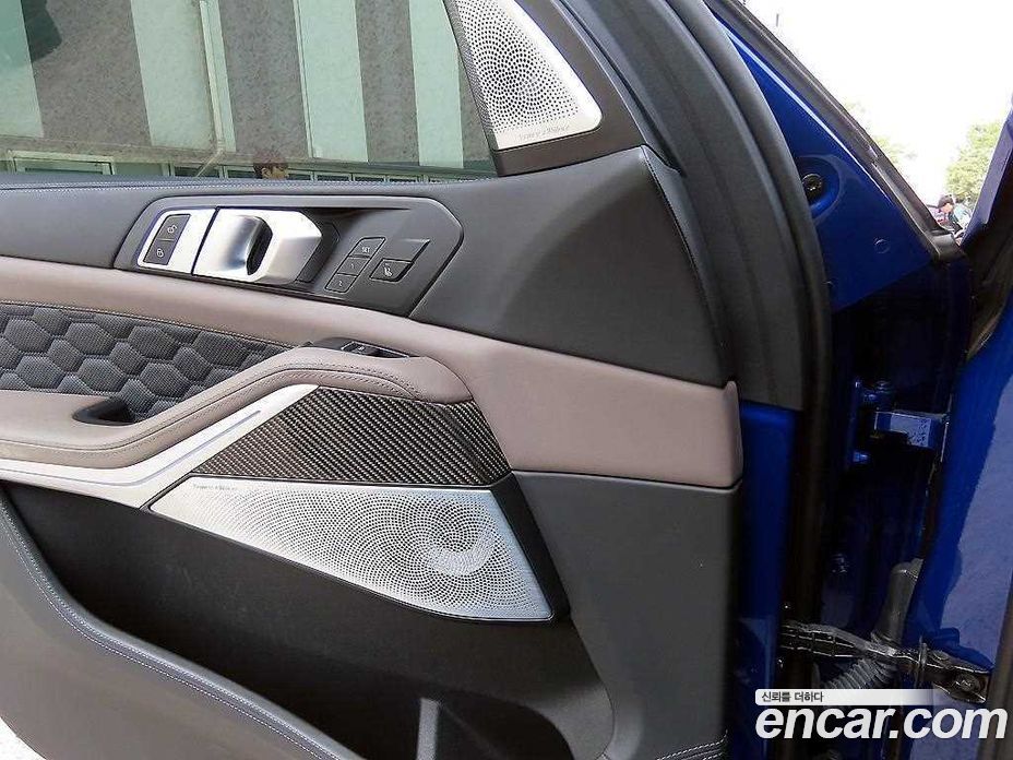 BMW X5M (G05) фото 12