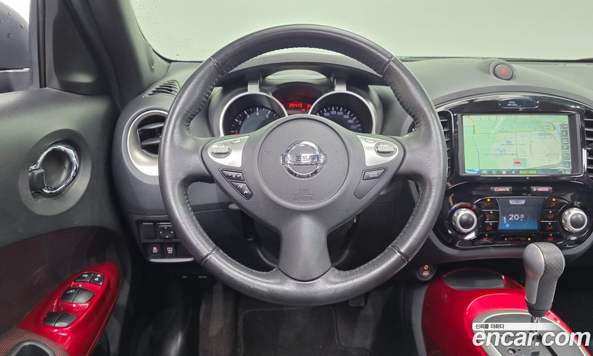 Nissan Juke фото 15