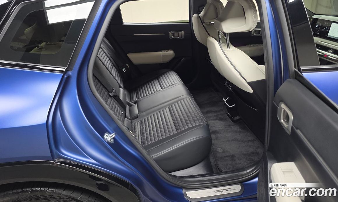 Kia EV4 фото 10