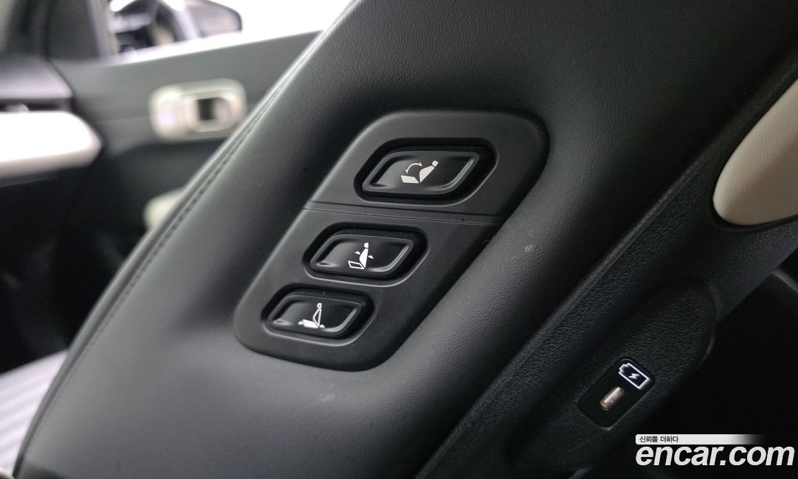 Kia EV4 фото 31
