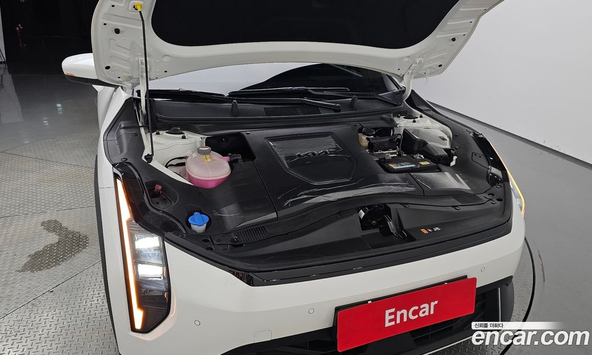 Kia EV4 фото 5