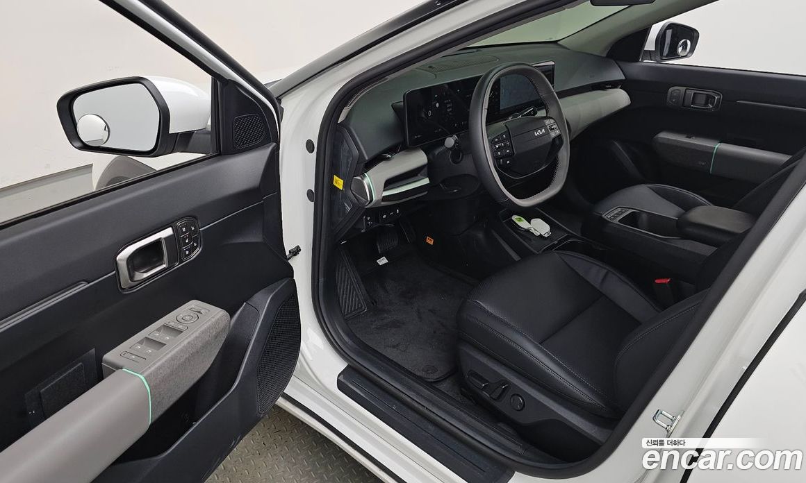 Kia EV4 фото 9