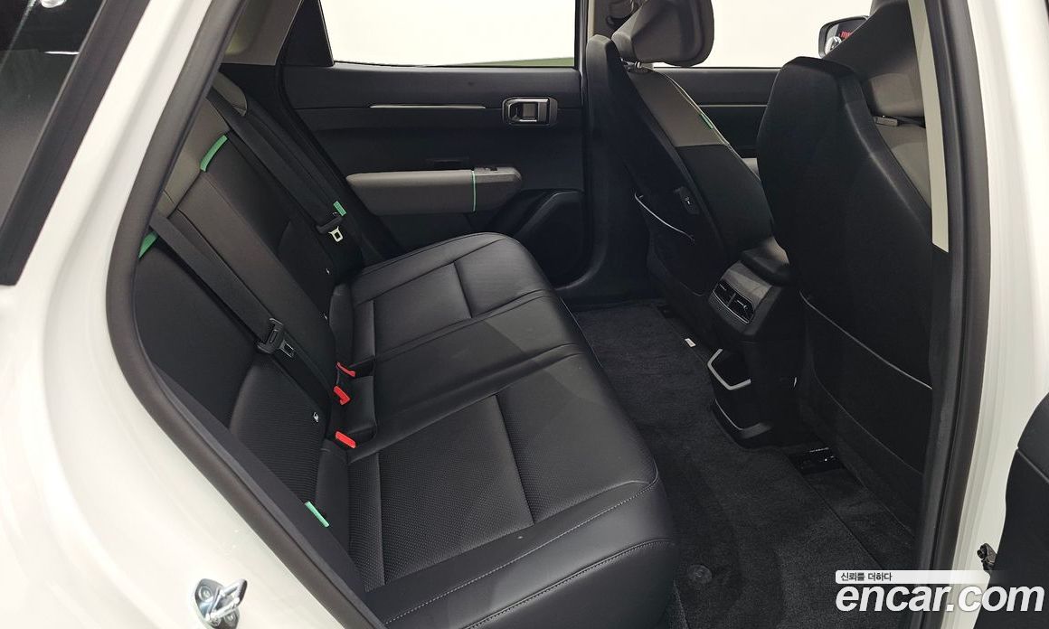 Kia EV4 фото 10