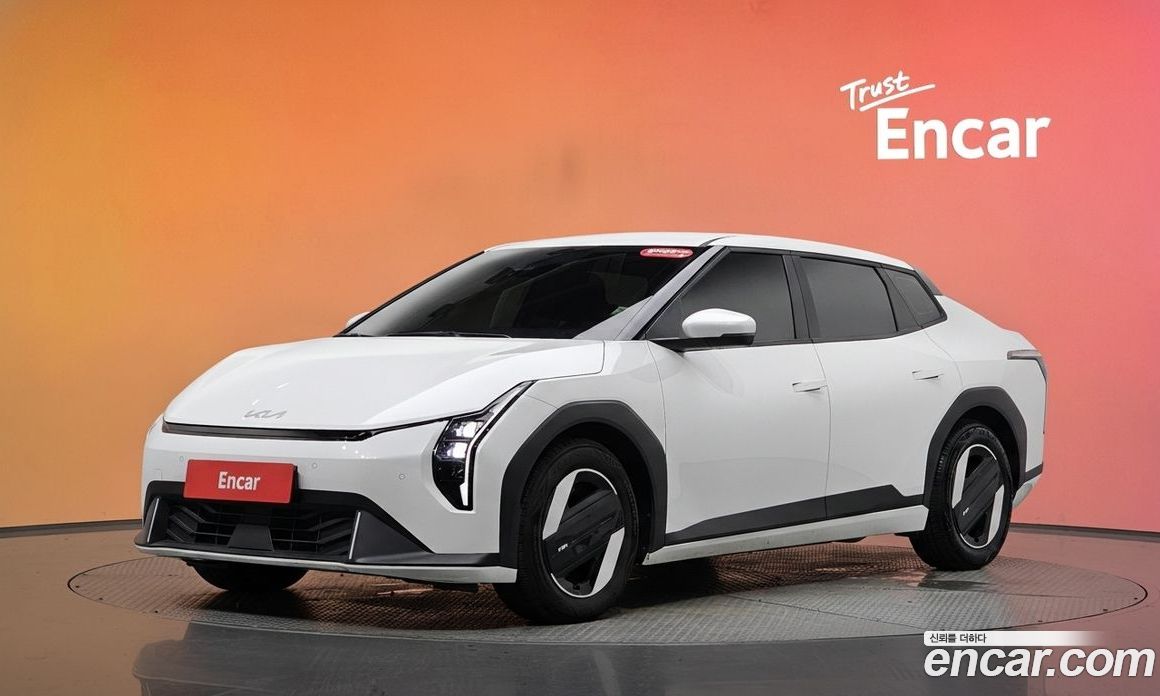 Kia EV4 фото 20