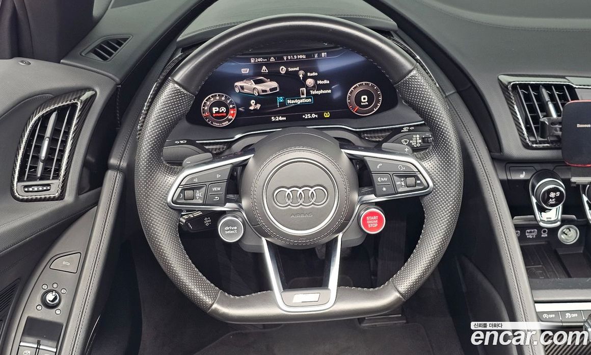 Audi R8 (4S) фото 10