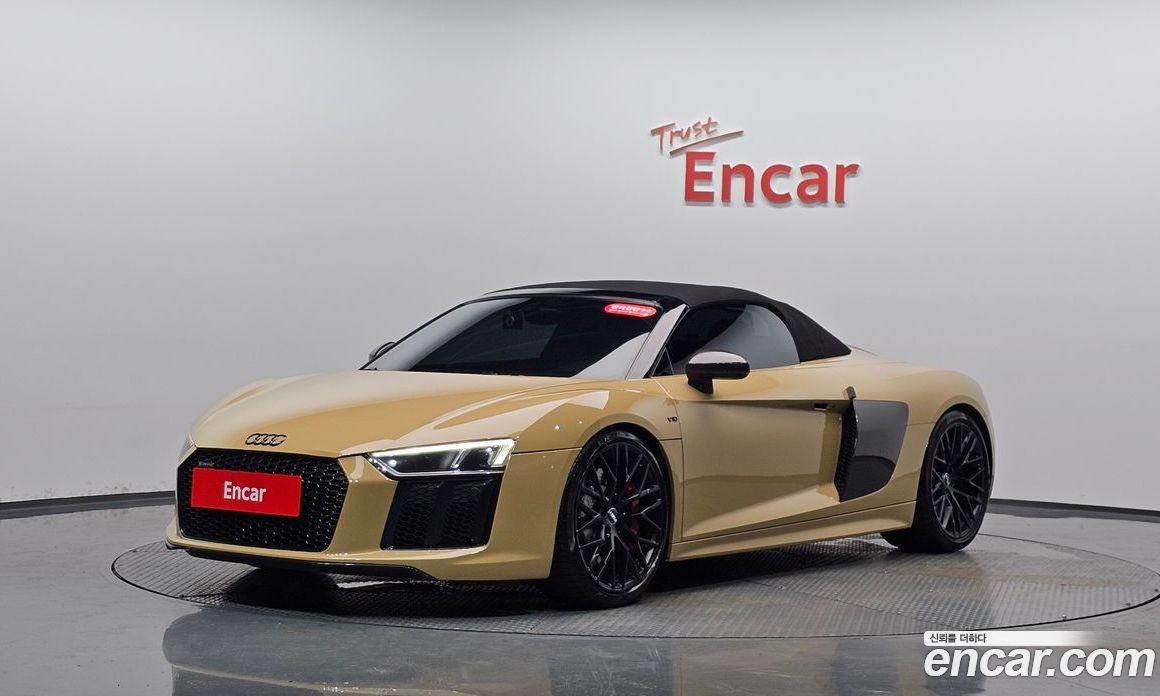 Audi R8 (4S) фото 30