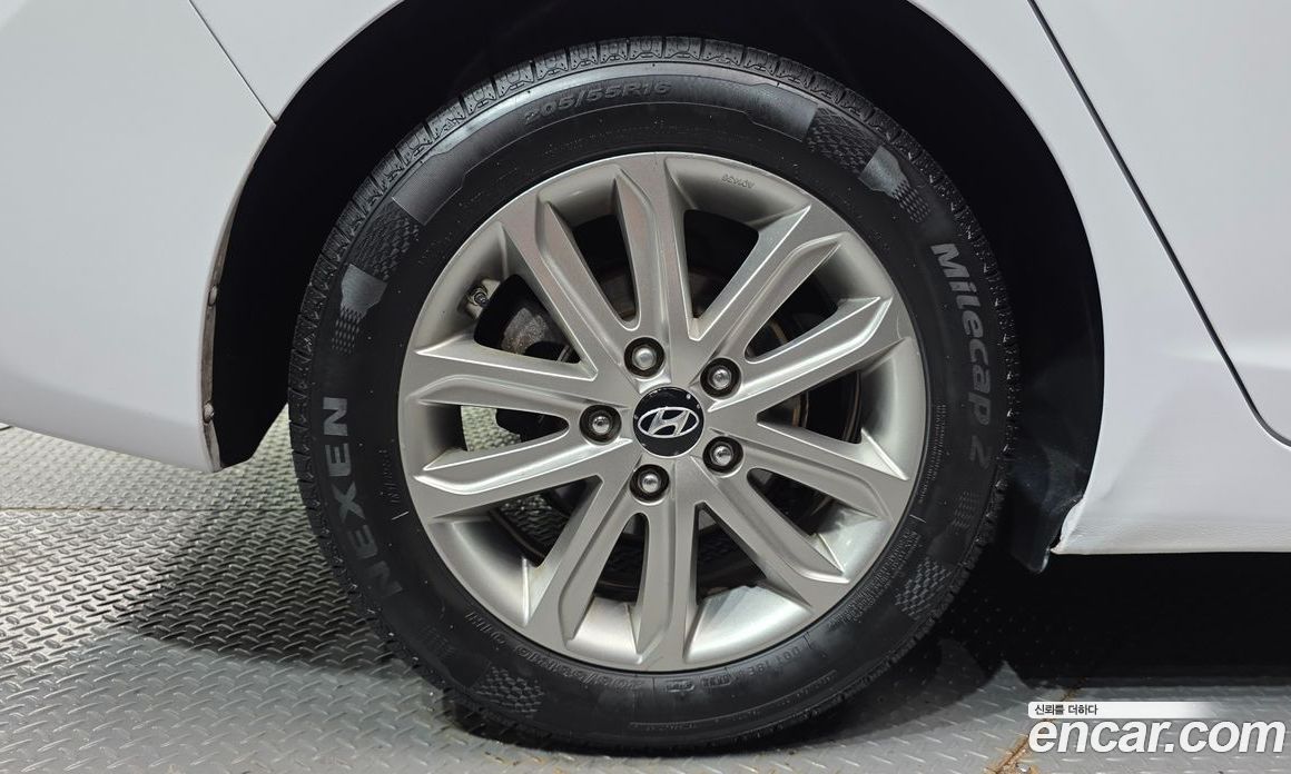 Hyundai The New Avante фото 5