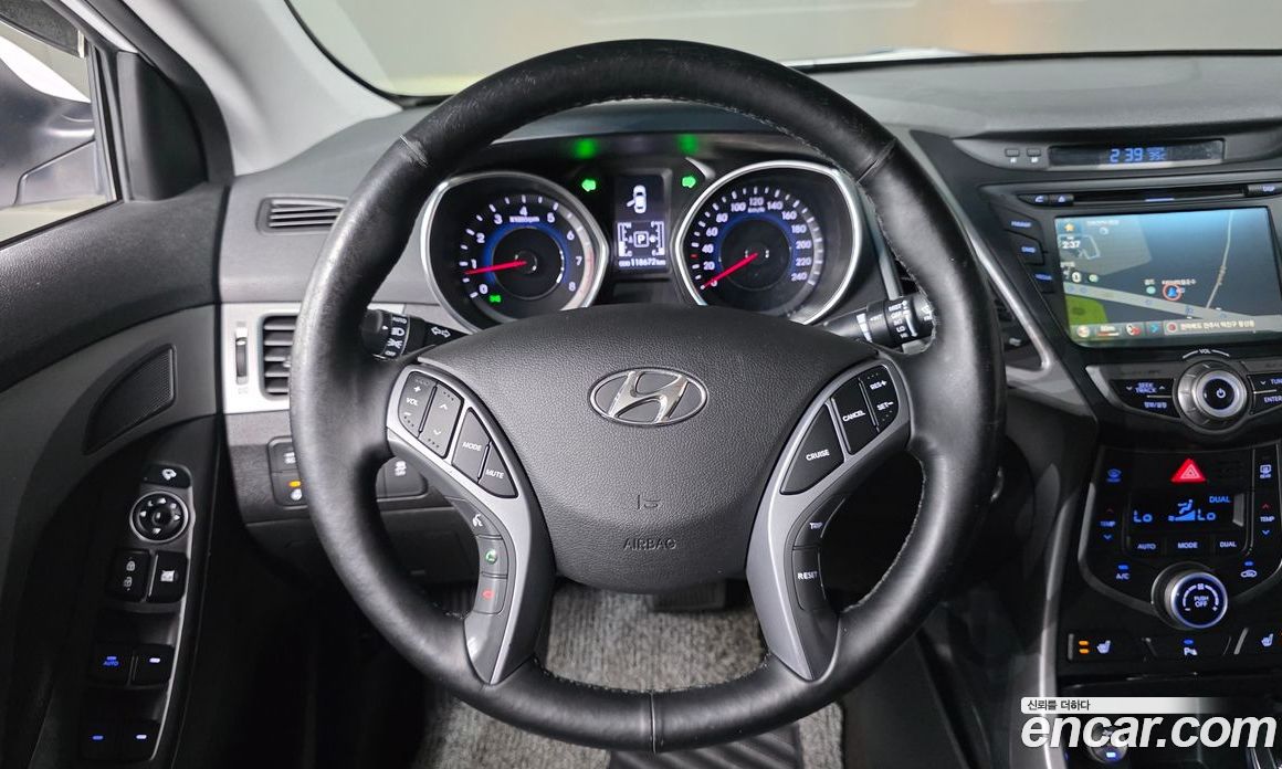 Hyundai The New Avante фото 13