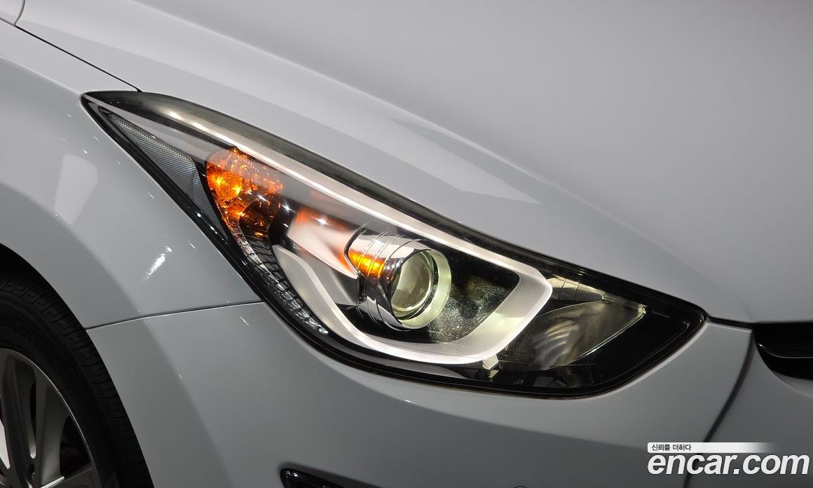 Hyundai The New Avante фото 22