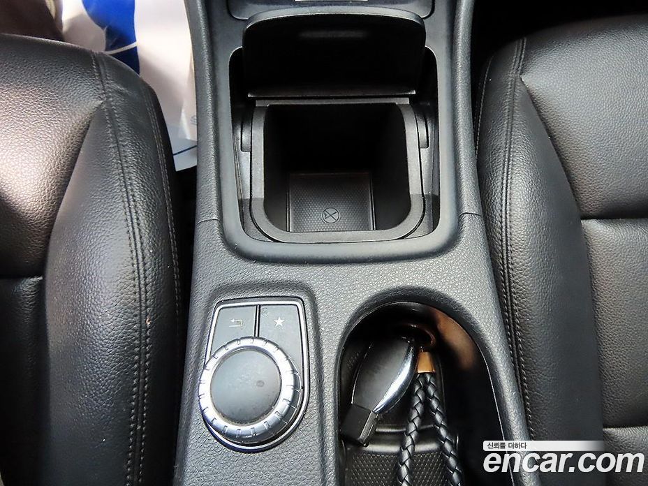 Mercedes-Benz CLA-Class C117 фото 13