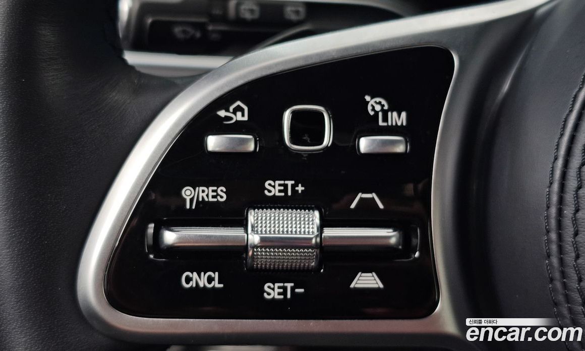 Mercedes-Benz GLS-Class X167 фото 18