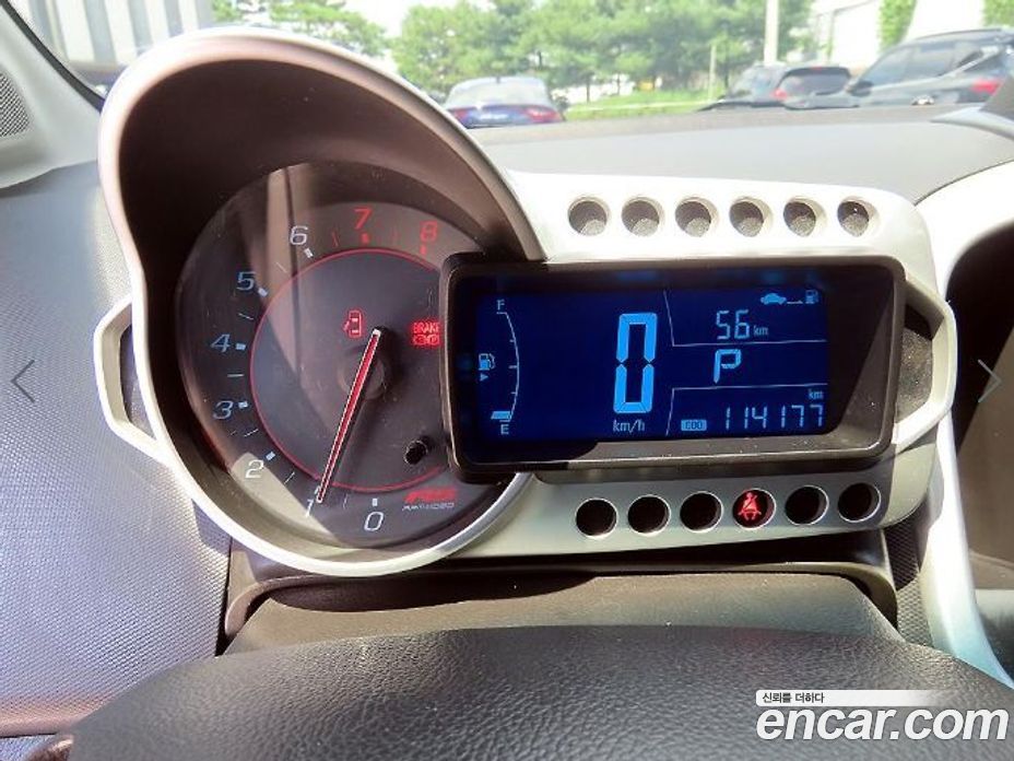 Chevrolet (GM Daewoo) Aveo Hatchback фото 9