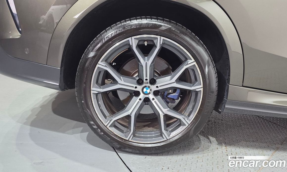 BMW X6 (G06) фото 5