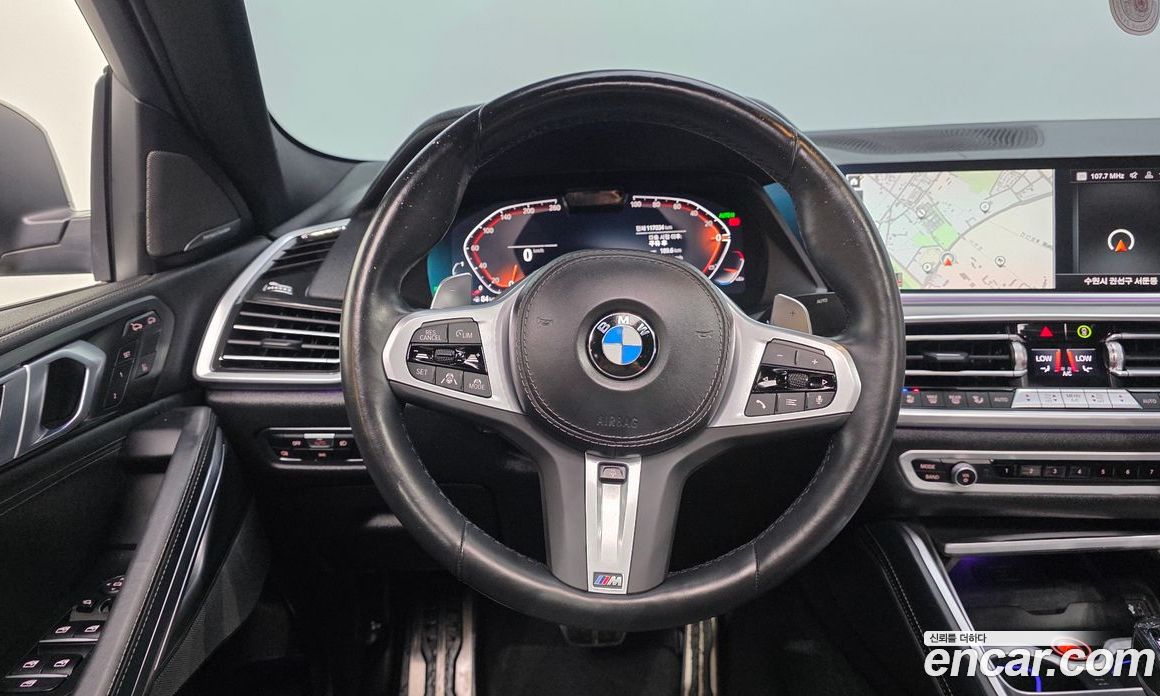 BMW X6 (G06) фото 14