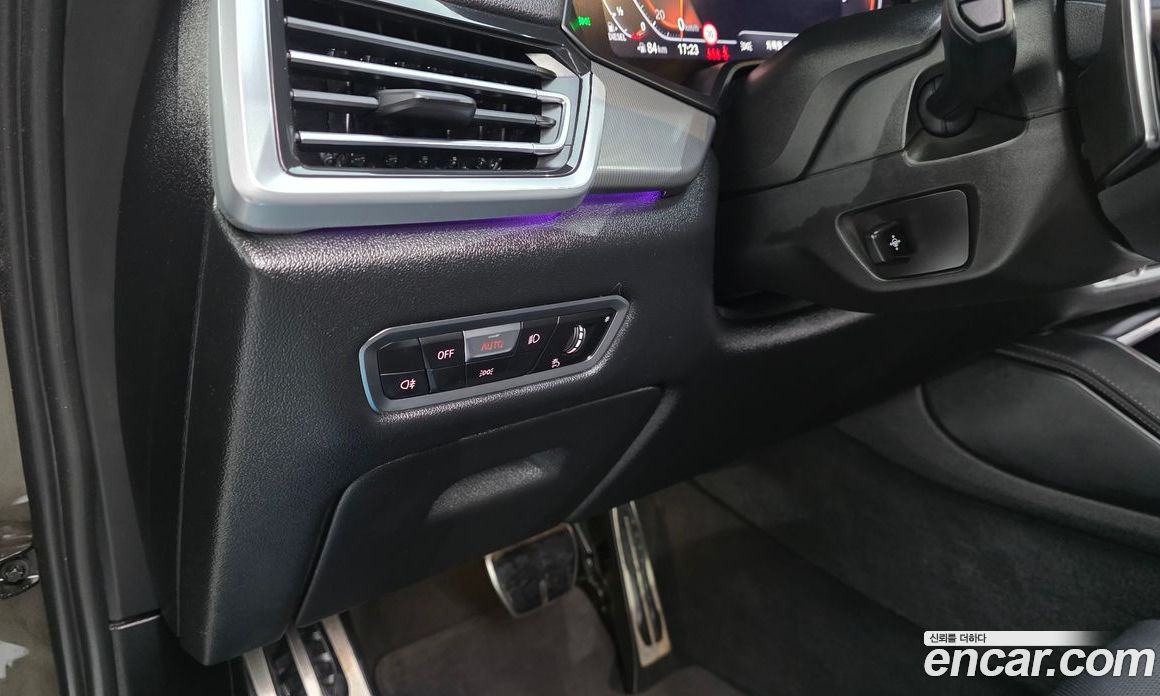 BMW X6 (G06) фото 28