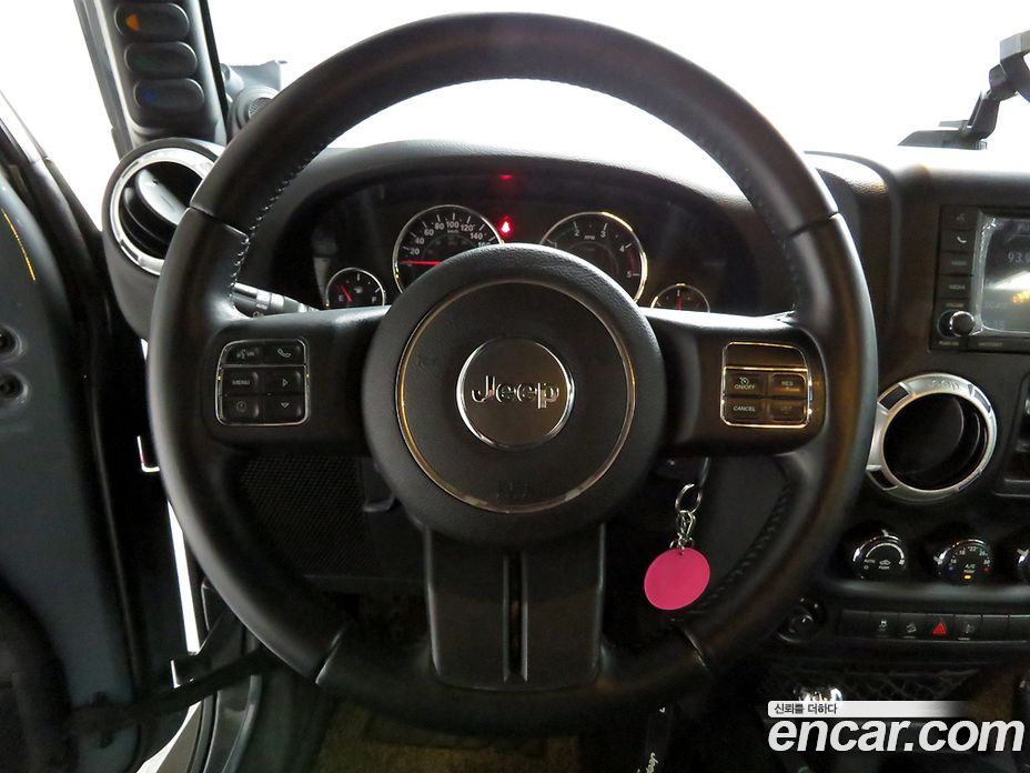 Jeep Wrangler (JK) фото 8
