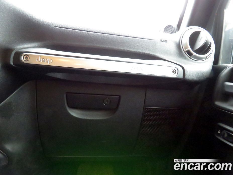 Jeep Wrangler (JK) фото 14