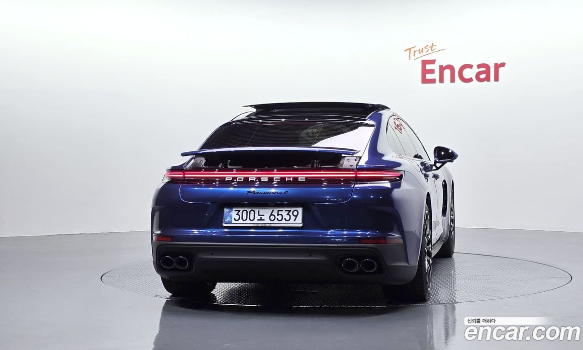 Porsche Panamera (976) фото 4