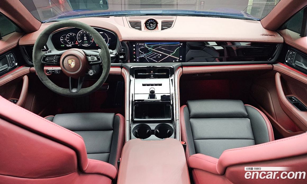 Porsche Panamera (976) фото 7